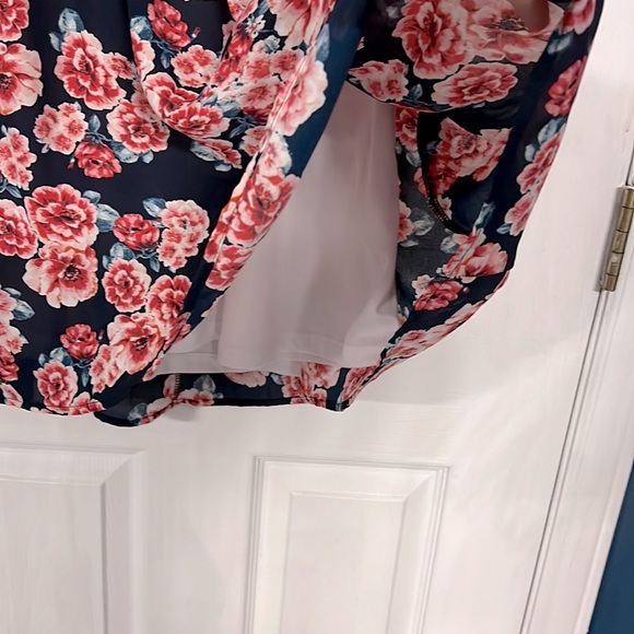 Charlotte Russe White Floral Cutout Dress- Size Large - Picture 4 of 8